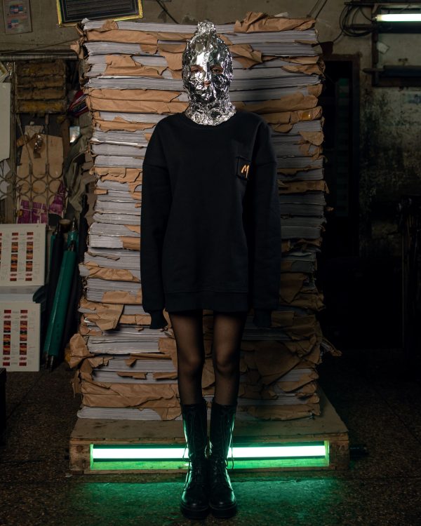 TU PORTRAIT SWEAT SHIRT