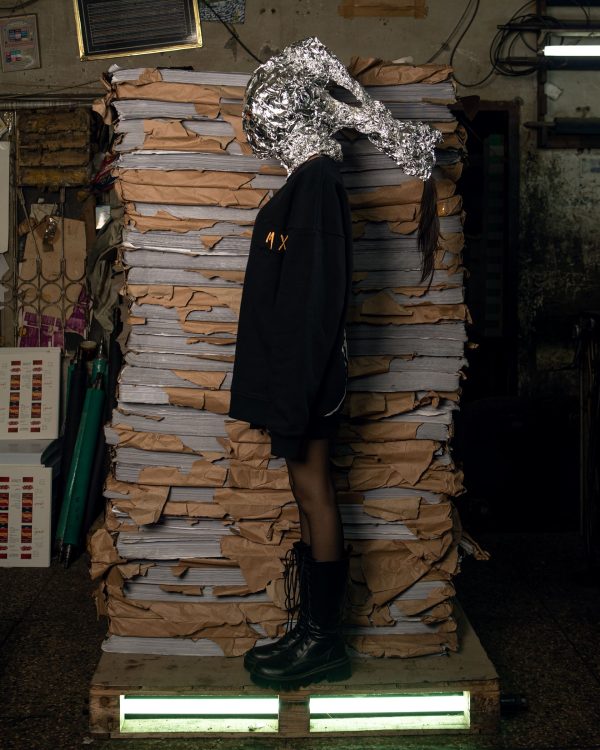 TU PORTRAIT SWEAT SHIRT