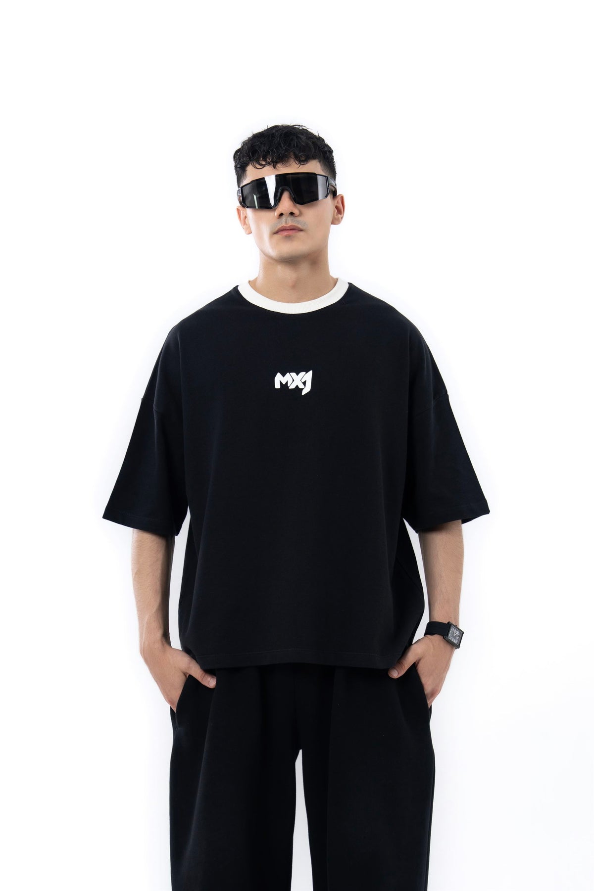 Bone ringer tee